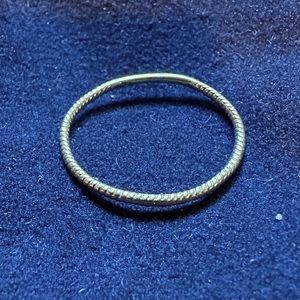 Mejuri 14K Yellow Gold Stackable Twist Ring - Size 7